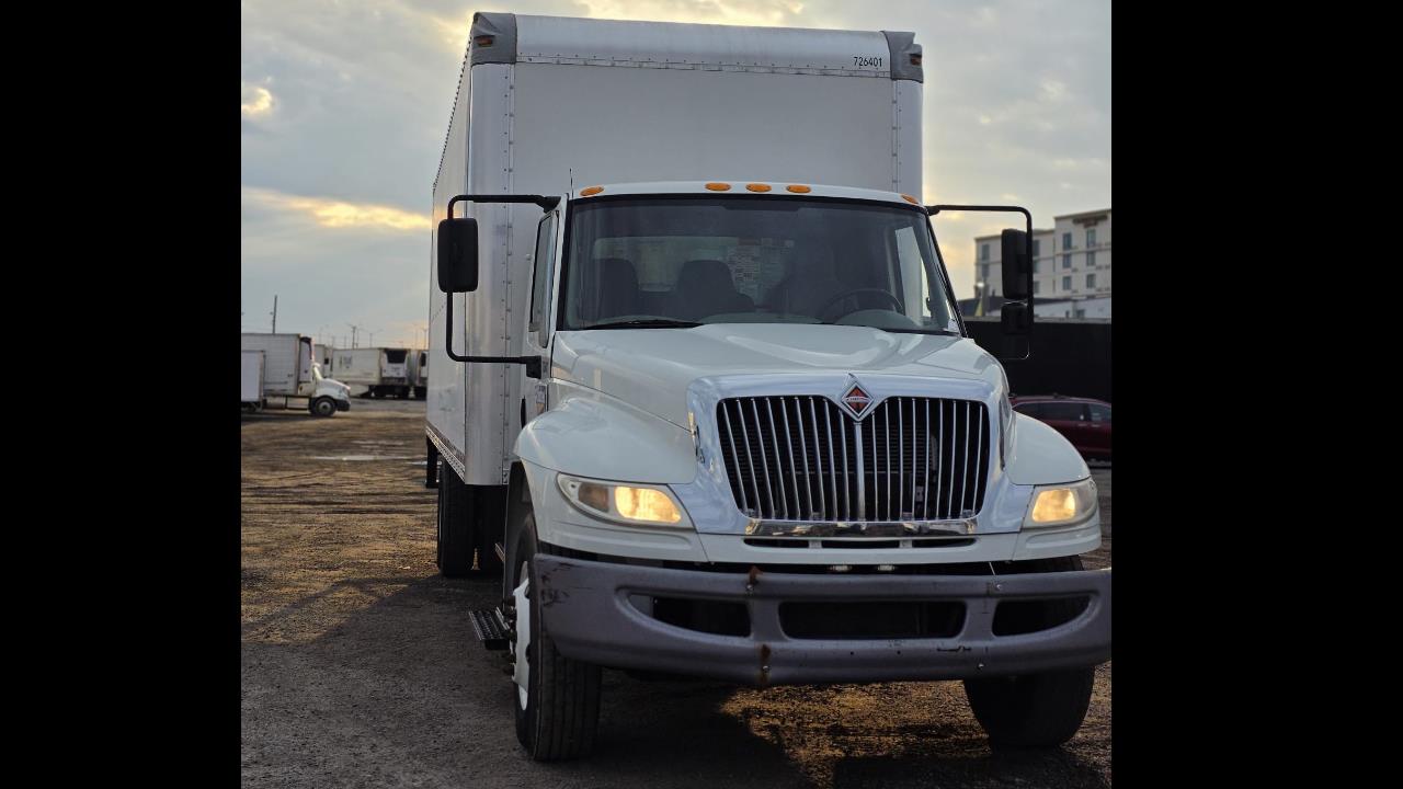2017 International 4300 Box Truck Diesel