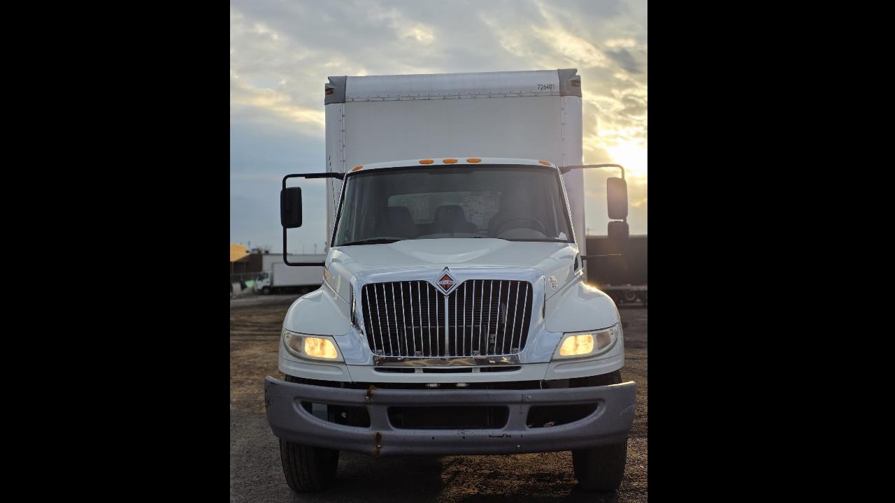 2017 International 4300 Box Truck Diesel