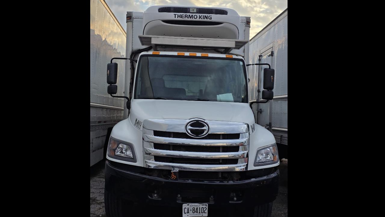 2019 Hino 338  Reefer Diesel