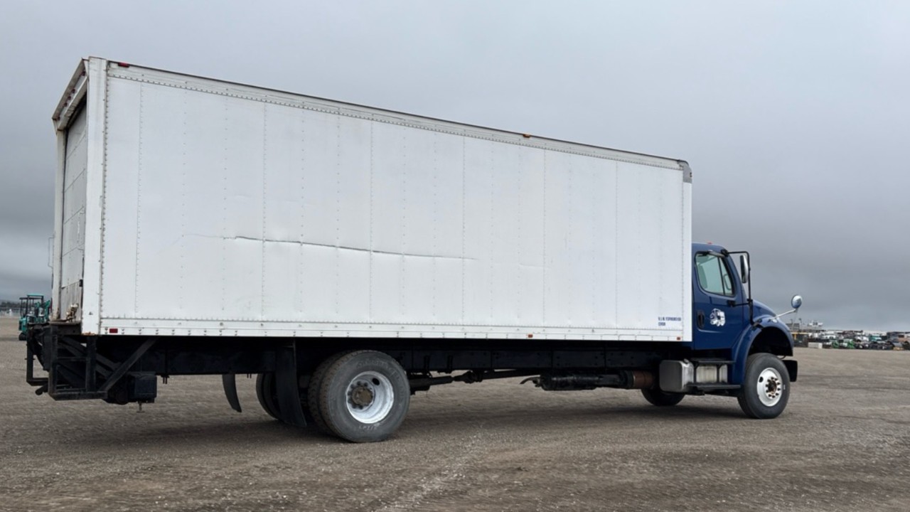 2015 Freightliner M2 106 Box Truck Diesel