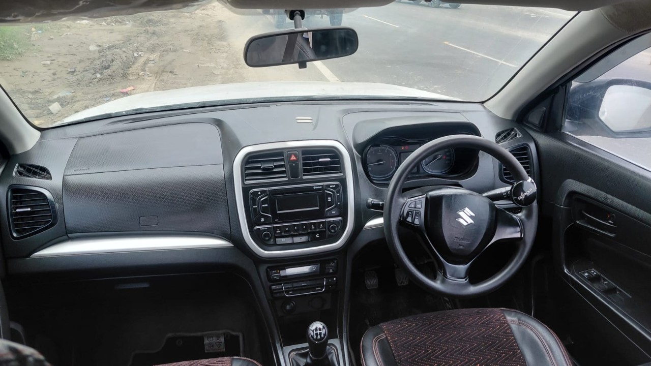 Used 2021 Maruti Suzuki Vitara Brezza VXI Petrol at Mayur Car Bazaar