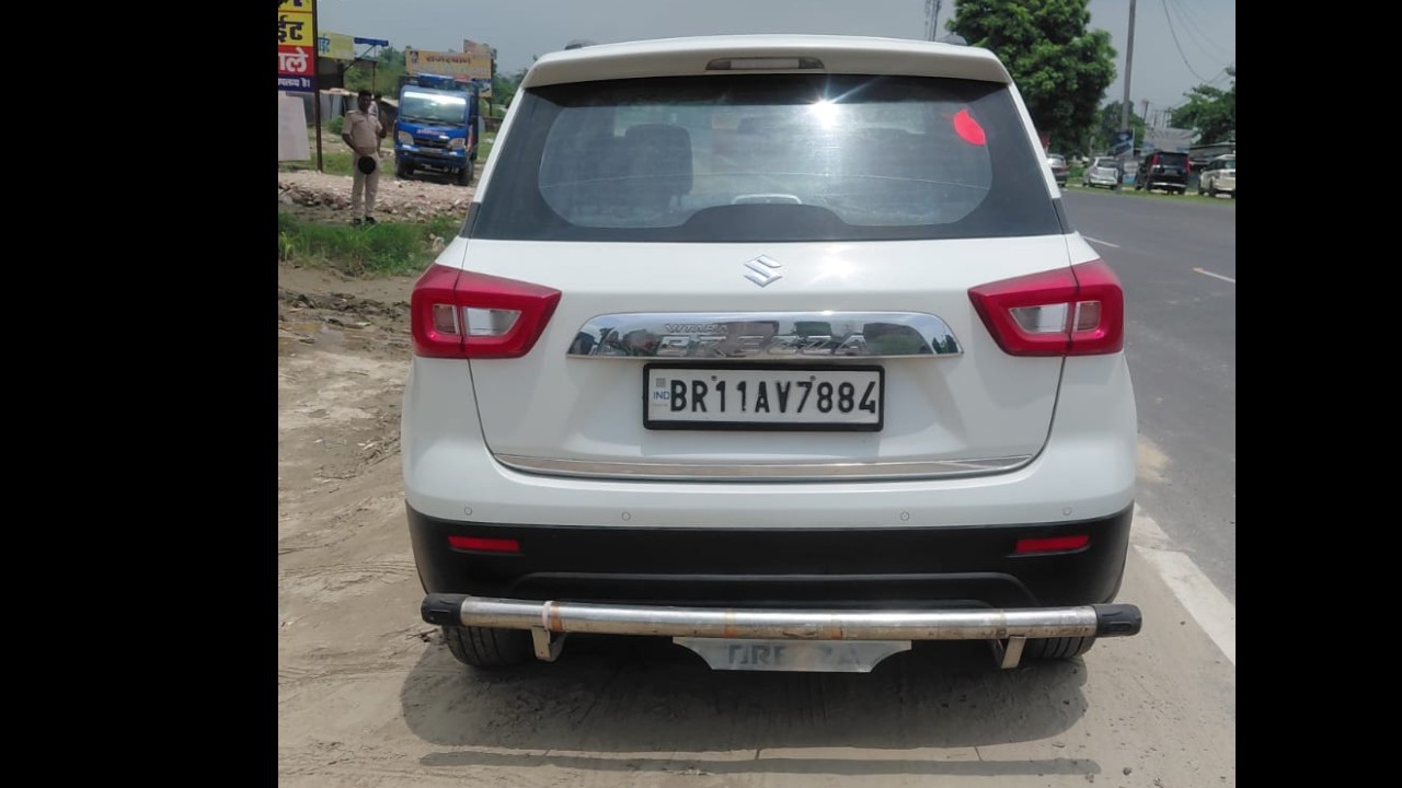 Used 2021 Maruti Suzuki Vitara Brezza VXI Petrol at Mayur Car Bazaar