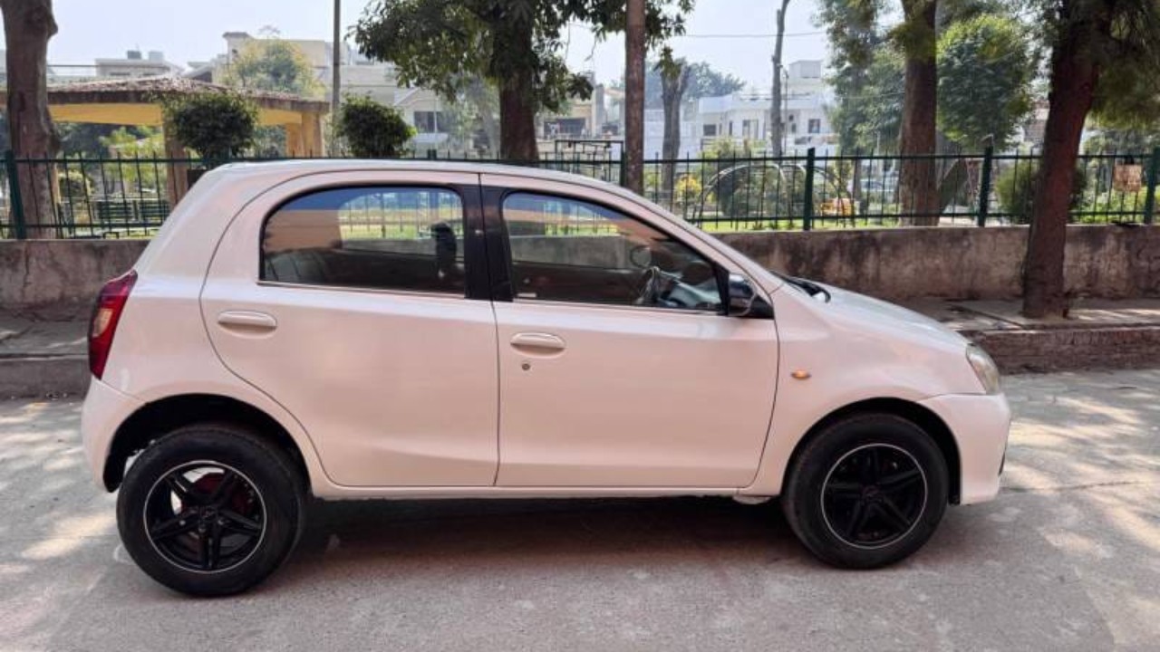 Used 2013 Toyota Etios Liva  Diesel