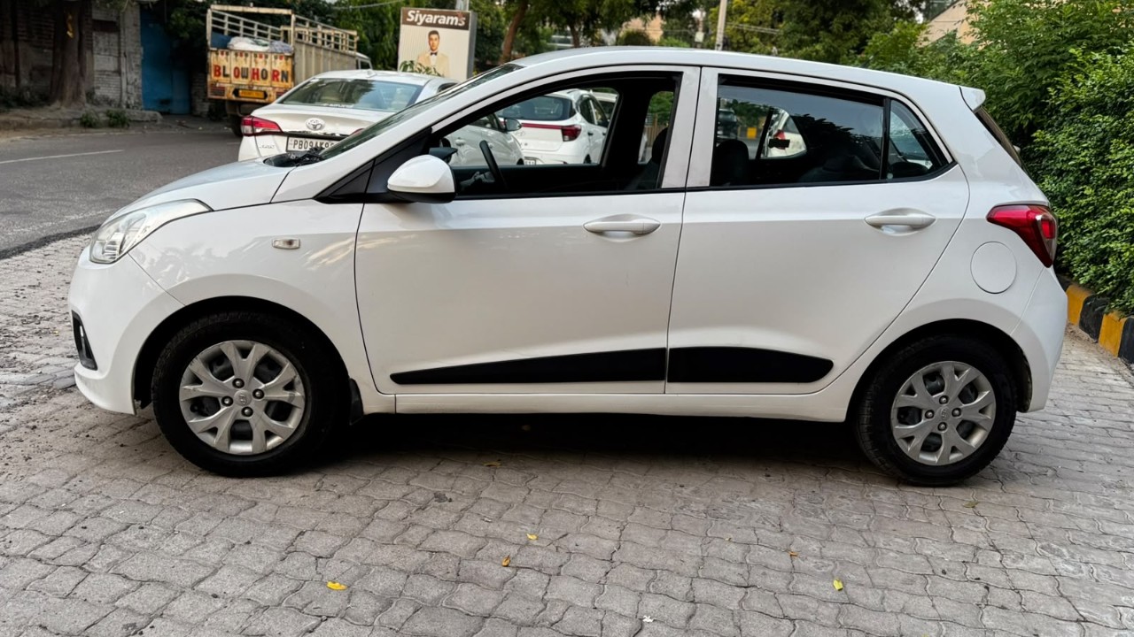 Used 2015 Hyundai Grand i10 Magna 1.2 Petrol