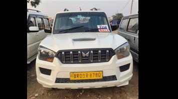 2016 Mahindra Scorpio S2 Diesel
