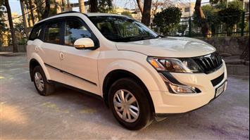 2015 Mahindra XUV500 W6 Diesel