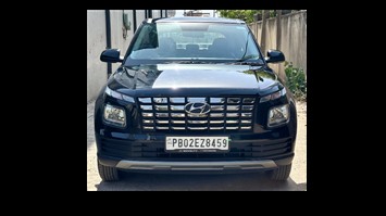 2024 Hyundai Venue E Petrol
