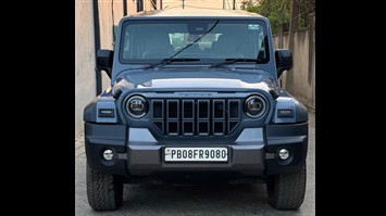 2025 Mahindra THAR ROX AX7L Petrol