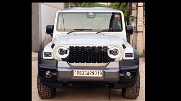 2026 Mahindra THAR ROX AX7L D Diesel