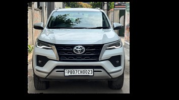 2025 Toyota Fortuner 4*2 Diesel
