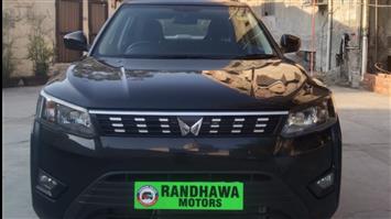 2023 Mahindra XUV300 W6 Diesel