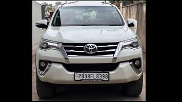 2016 Toyota Fortuner 4*2 Diesel