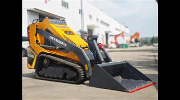 2025 Deermax XT1000 Mini Skid Steer Diesel